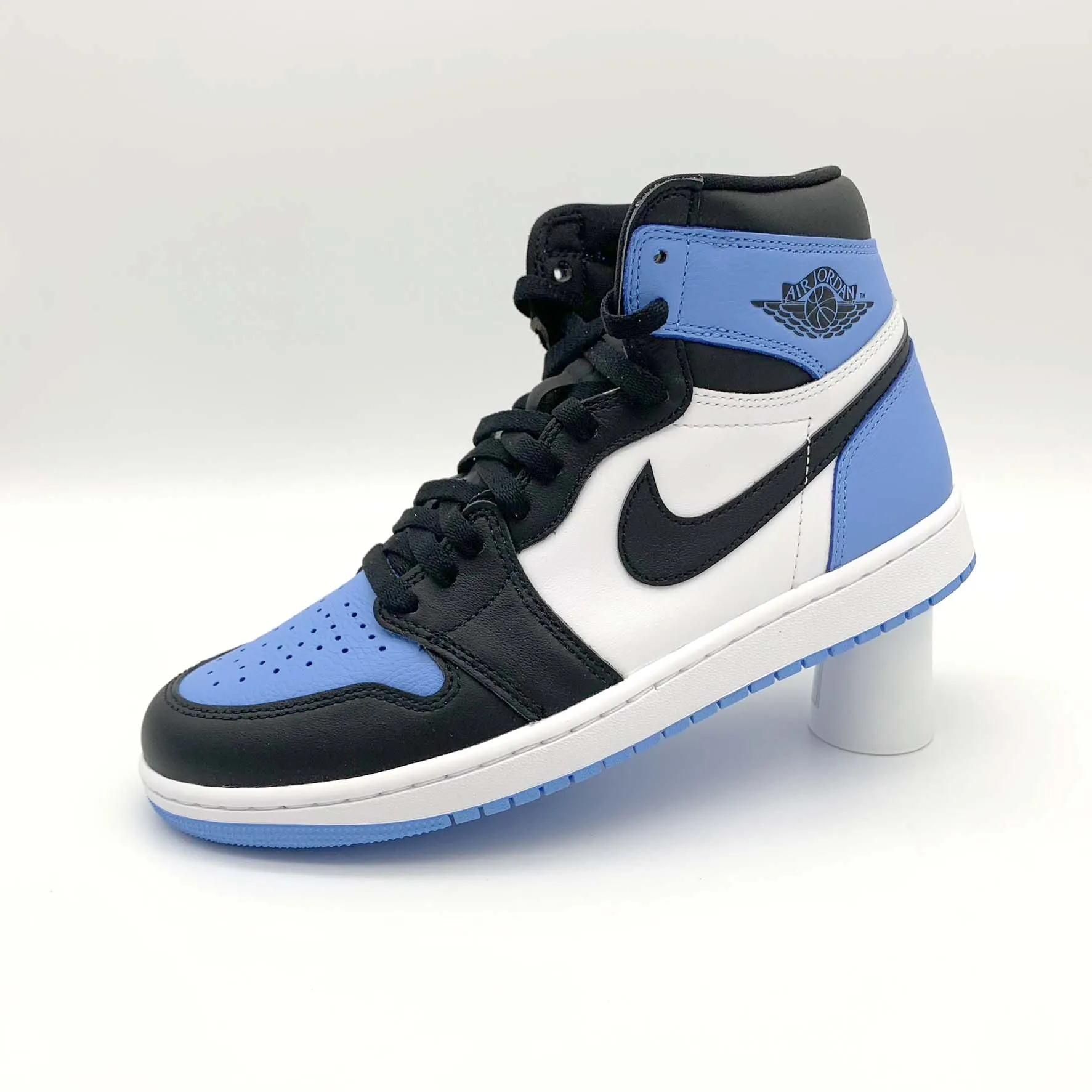 Air Jordan 1 Retro High OG UNC Toe