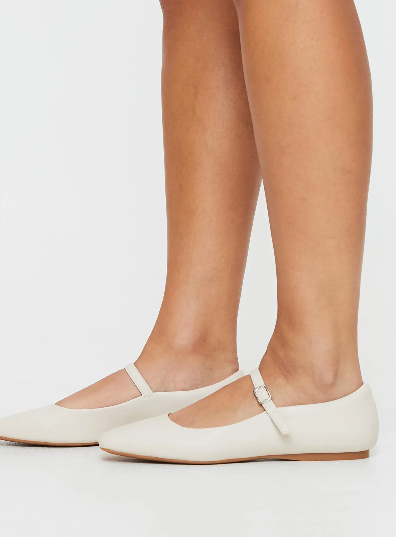 Ballet Flats Cream Rugrebekka