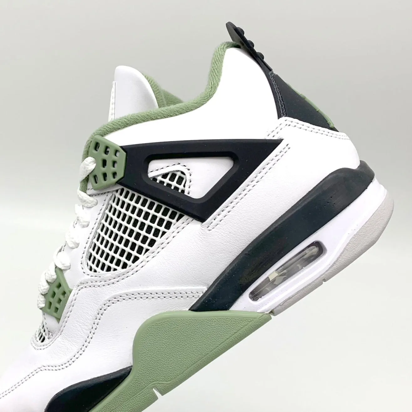 Jordan 4 Retro Seafoam sneakers