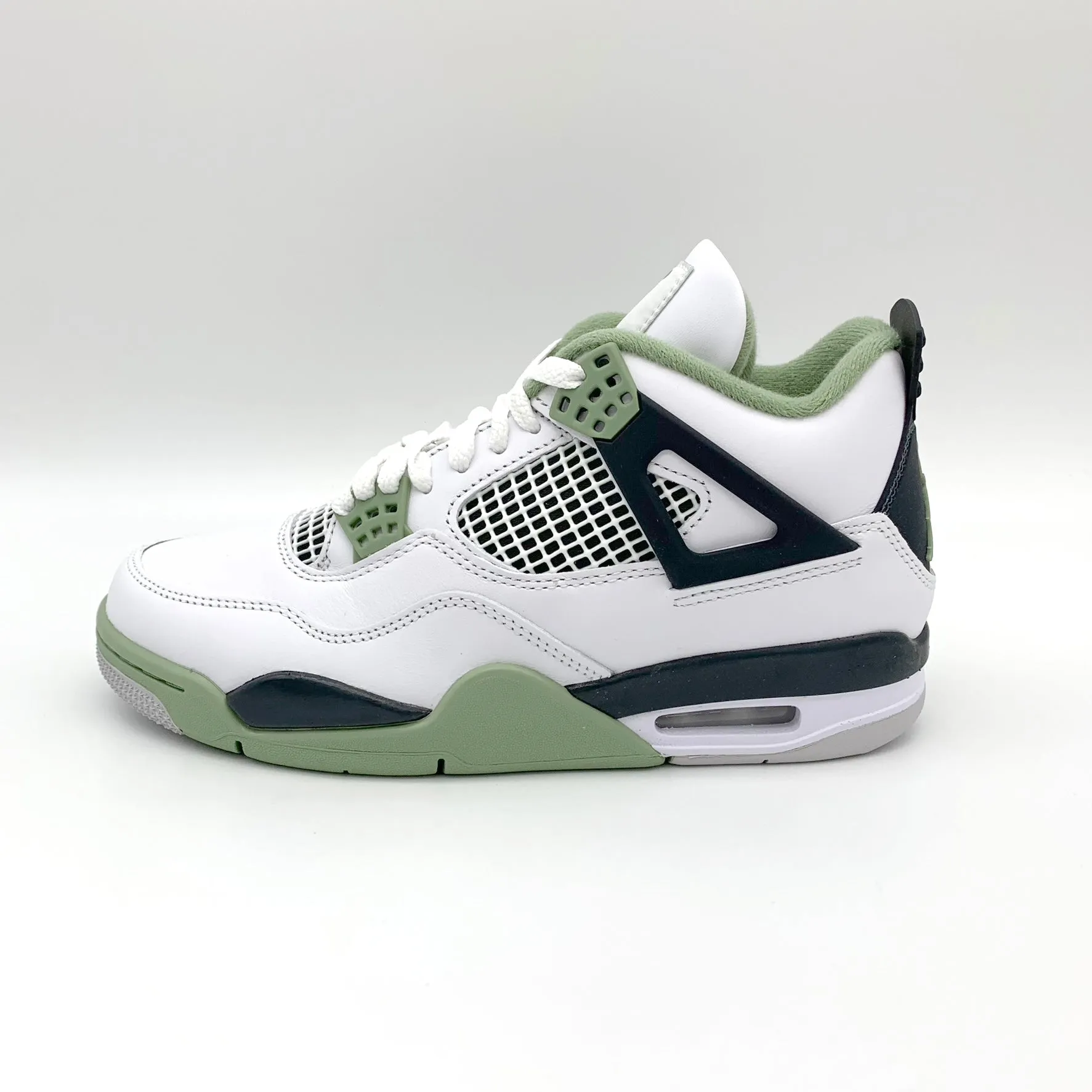 Jordan 4 Retro Seafoam sneakers