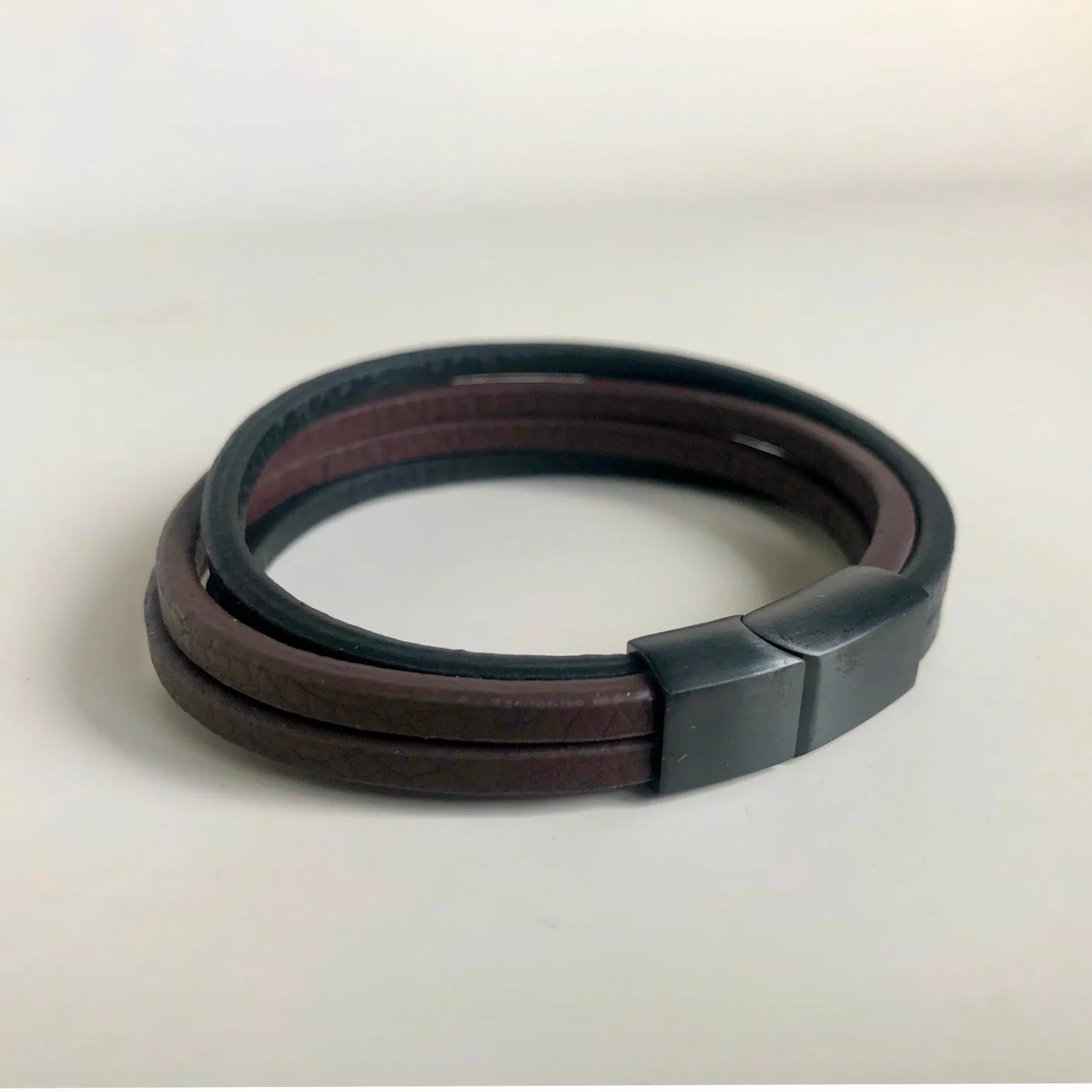 Leather Bracelet with Stacked Design