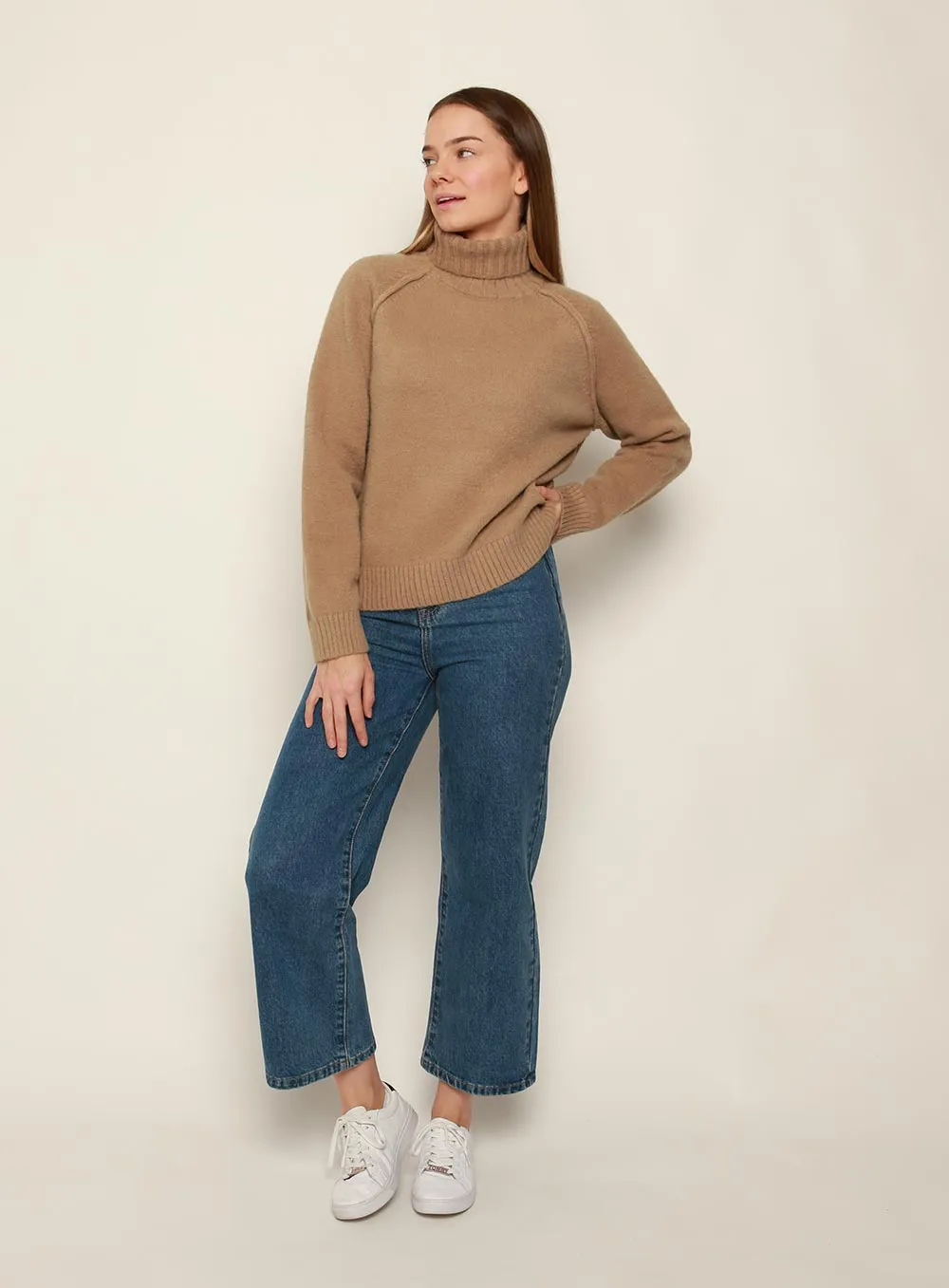 Martina Turtleneck Sweater in Tan