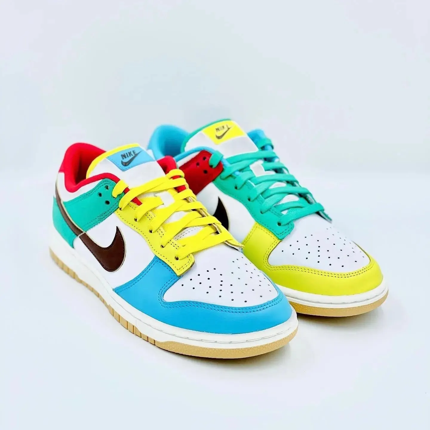 Nike Dunk Low SE Free 99 White sneakers