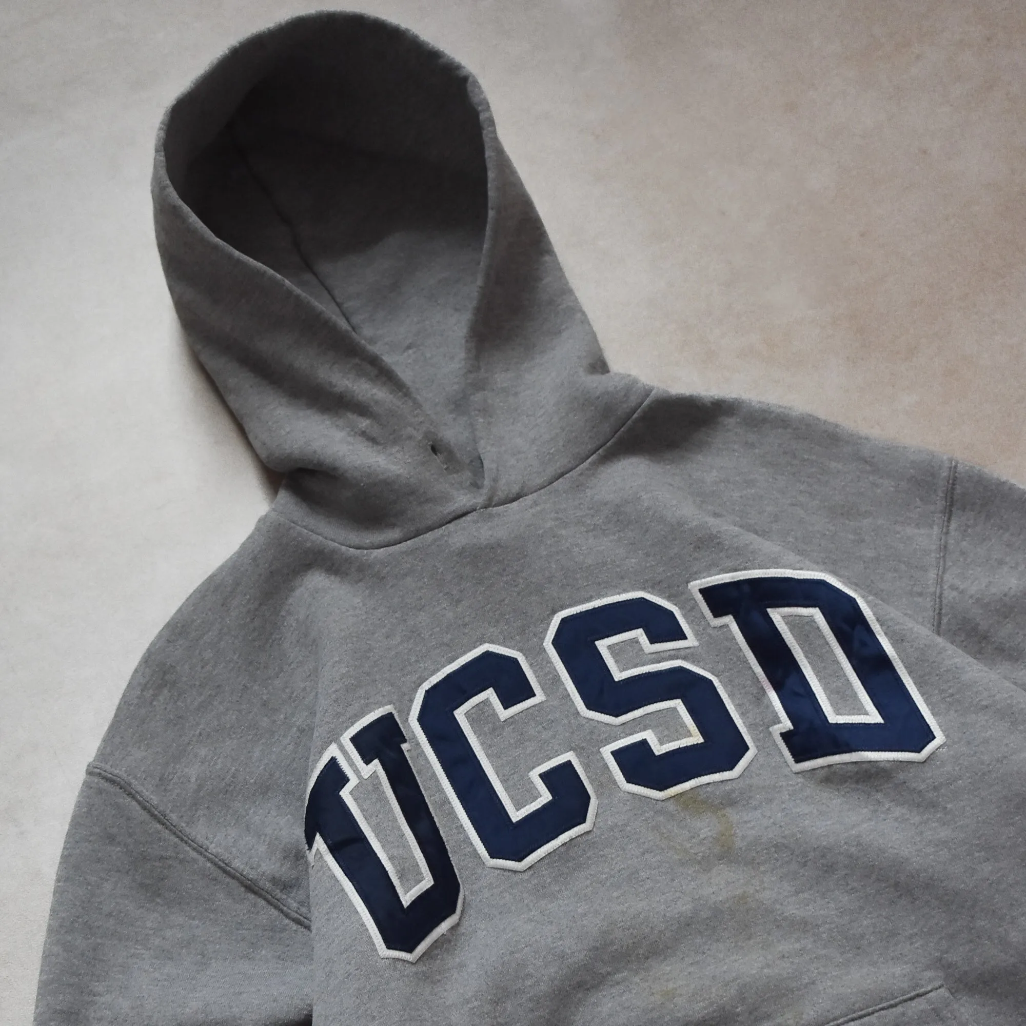 Vintage Russel Athletic UCSD Grey Hoodie - M