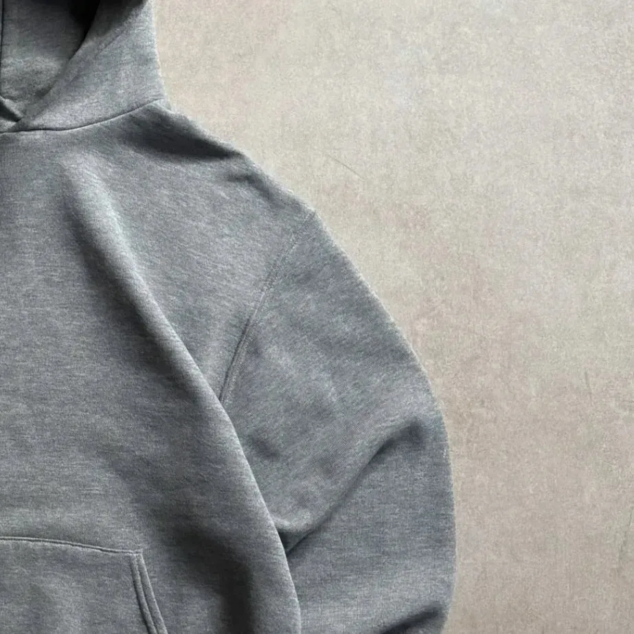 Vintage Russell Athletic Gray Hoodie - M