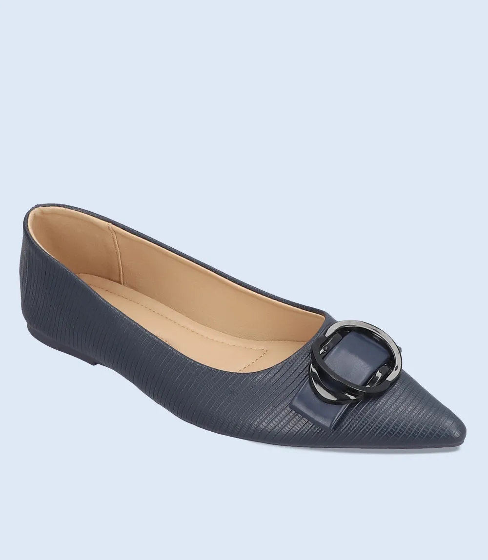 Women's casual pumps in navy - BW8477